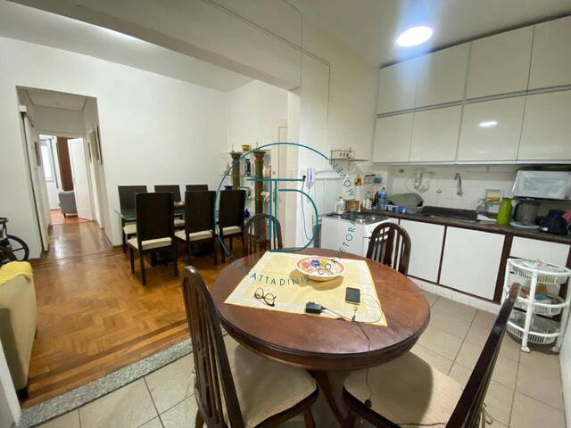 #EC22 - Apartamento para Venda em Santos - SP