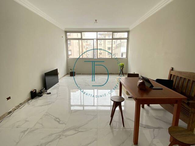 #EG81 - Apartamento para Venda em Santos - SP