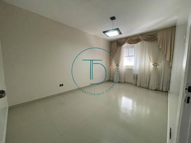#RAM31 - Apartamento para Venda em Santos - SP