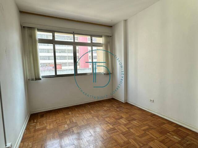 #ES82 - Apartamento para Venda em Santos - SP