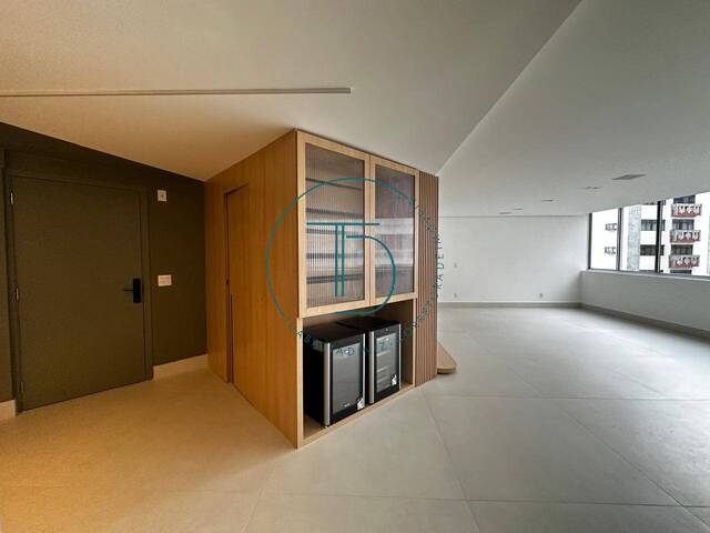 #REL-EF62 - Apartamento para Venda em Santos - SP