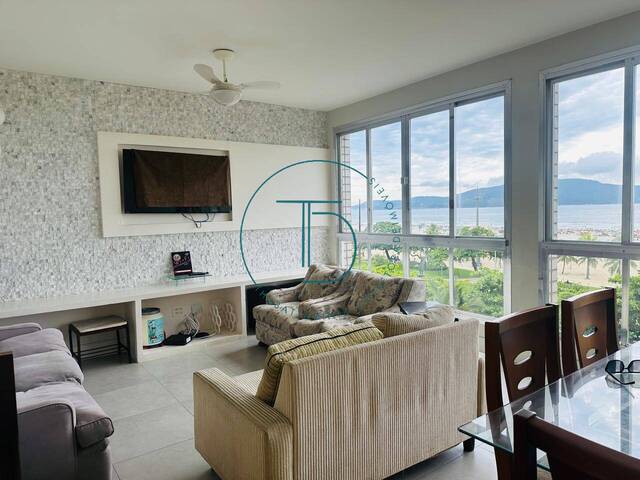 #APW-C5 - Apartamento para Venda em Santos - SP