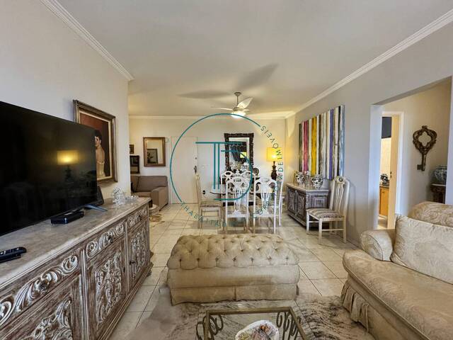 #RPMC-ESH11 - Apartamento para Venda em Santos - SP